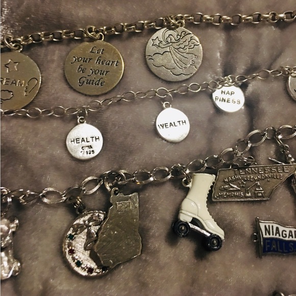 Sterling Silver 925 Charm Bracelet Lot with additional Charms. “NOT SCRAP”! - Picture 8 of 16